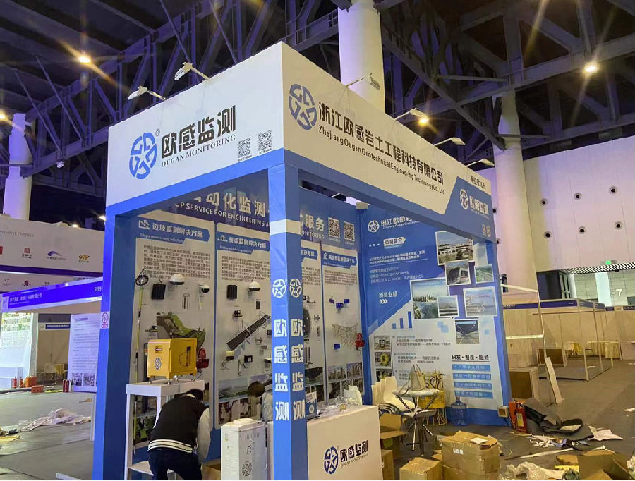 亞洲交通展展臺搭建現(xiàn)場.png